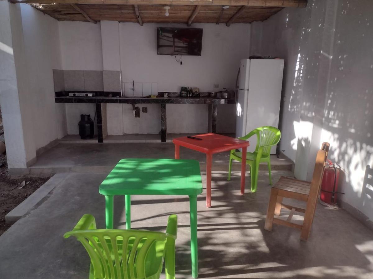 Flying Monkey Hostel 나스카 외부 사진